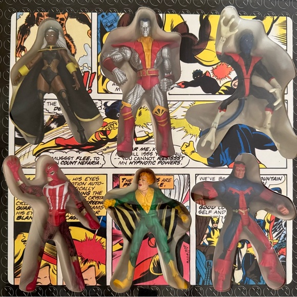 Marvel Giant-Size X-Men Comic Book Action Figures - Picture 7 of 7
